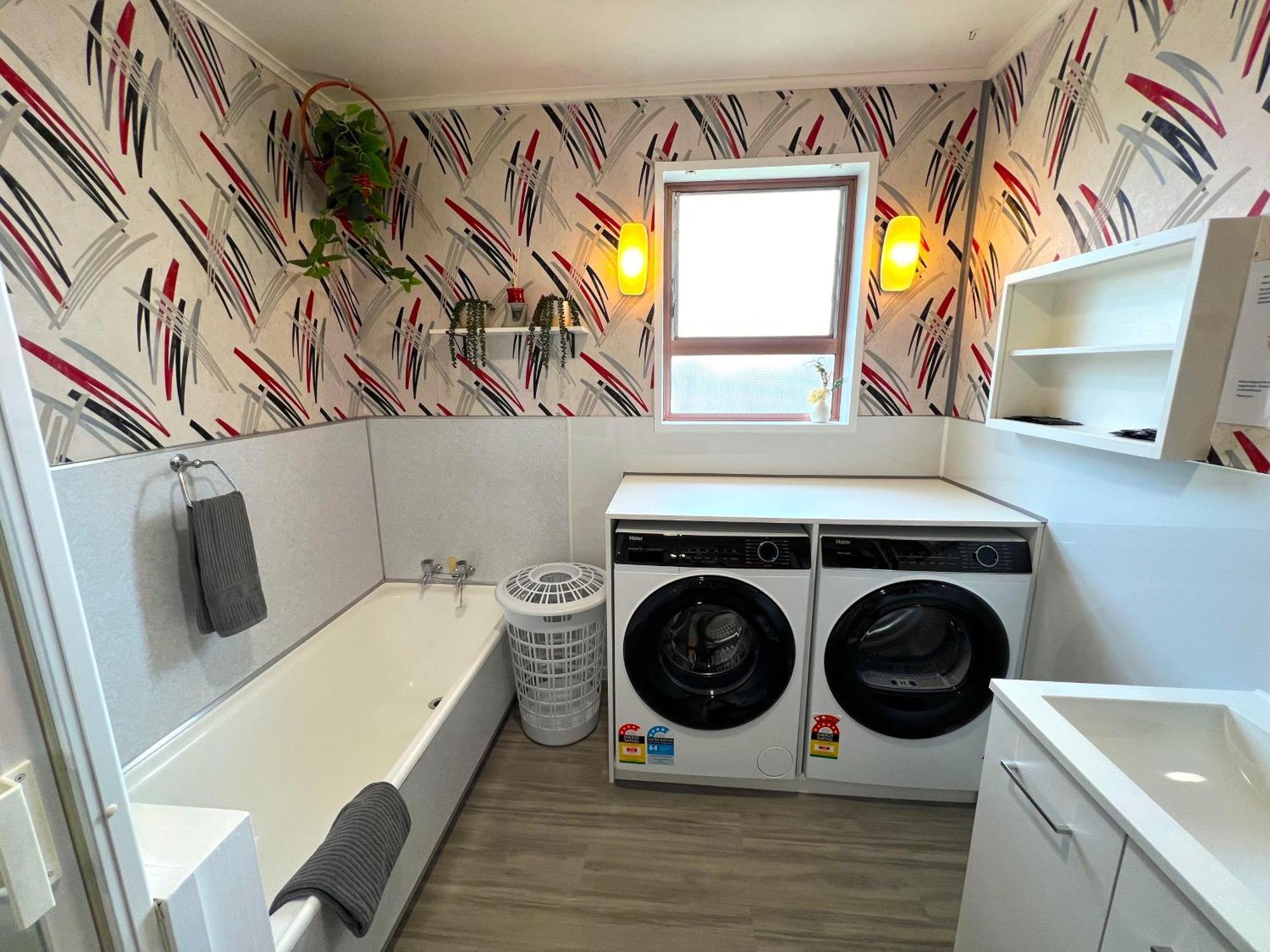 Parkview Holiday Homes "Opposite Of Famous Kuirau Park" 로토루아 외부 사진